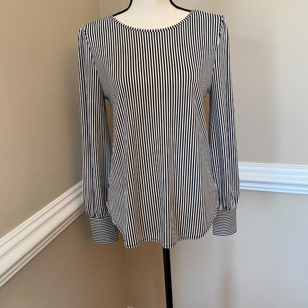 ANN TAYLOR BOAT NECK STRIPE BLOUSE COLOR BLACK/WHITE SIZE S
